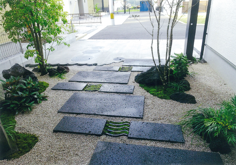 溝口造園　庭・自然石・庭石・池・川・滝・癒し・植木・紅葉・日本庭園・岩・スタイリッシュ