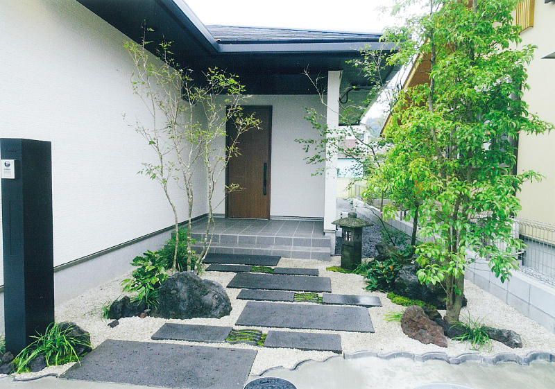 溝口造園　庭・自然石・庭石・池・川・滝・癒し・植木・紅葉・日本庭園・岩・スタイリッシュ