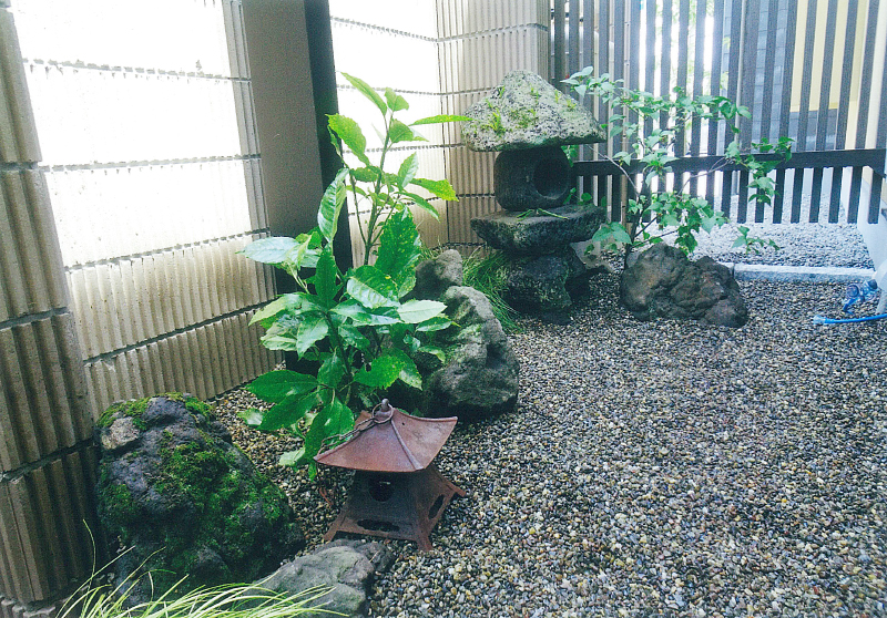 溝口造園　庭・自然石・庭石・池・川・滝・癒し・植木・紅葉・日本庭園・岩・スタイリッシュ